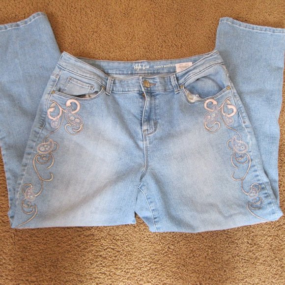 Style & Co. Denim - Style & co Jeans Curvy Boyfriend Size 12